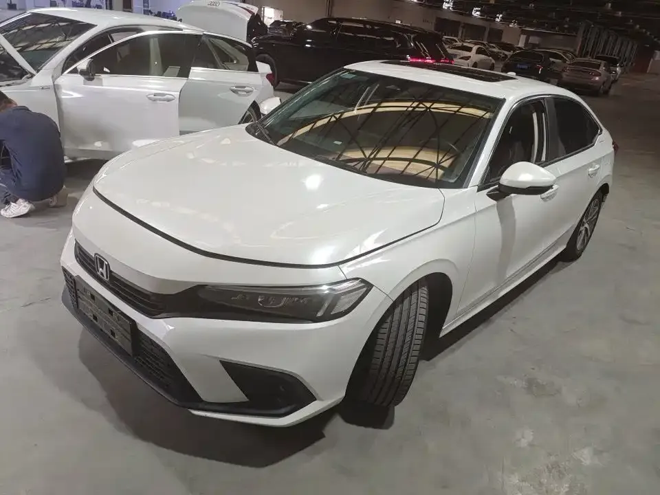 Honda Civic — фото 1