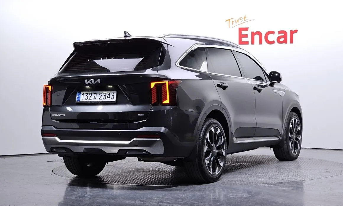 Kia Sorento — фото 4