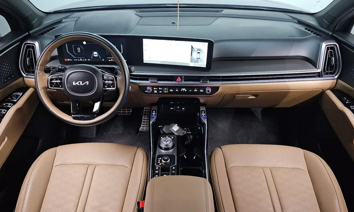 Kia Sorento — фото 9