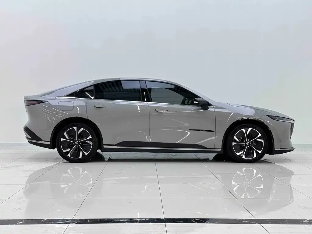Mazda EZ-6 — фото 2