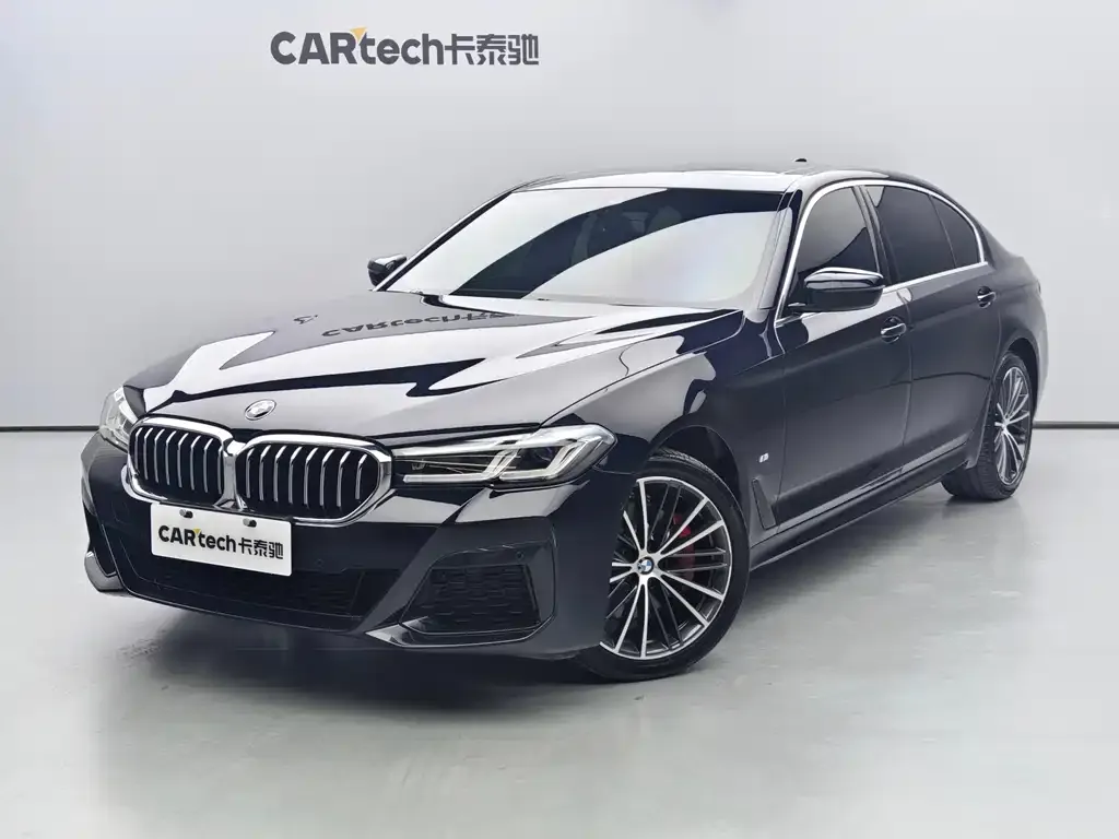 BMW 5 Series — фото 1