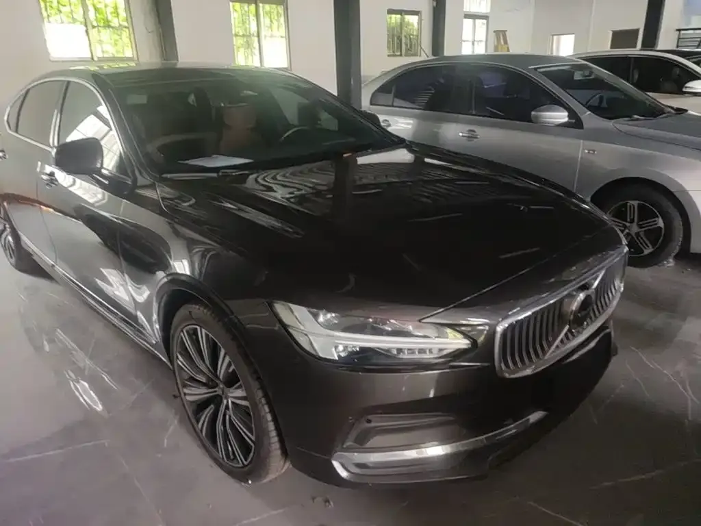 Volvo S90 — фото 10