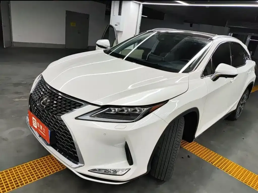 Lexus RX — фото 5