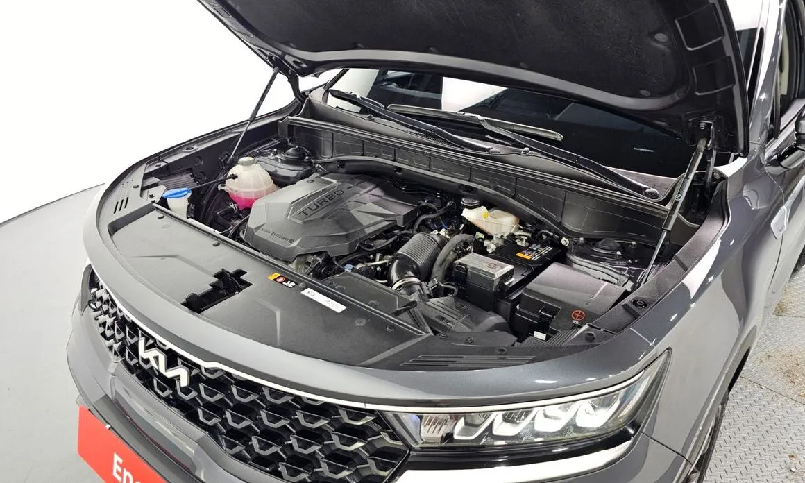 Kia Sorento — фото 6