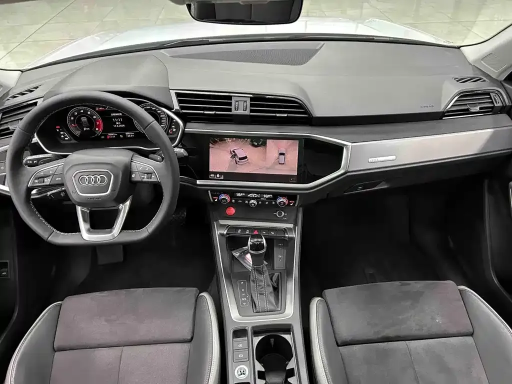 Audi Q3 — фото 2