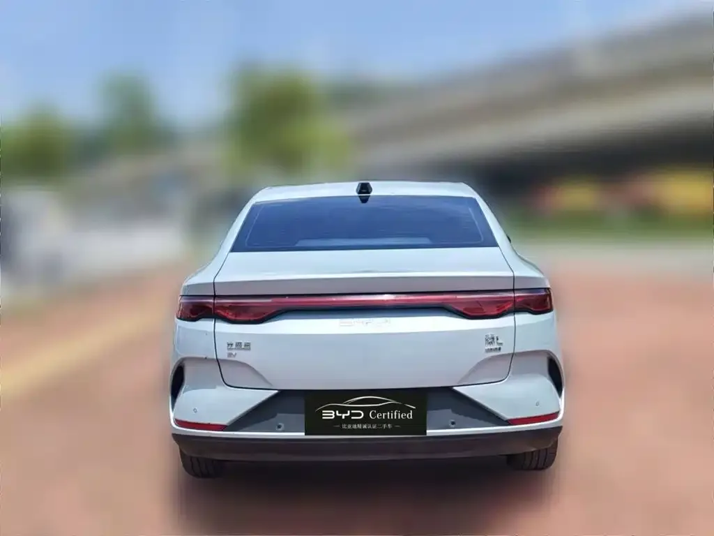 BYD Qin L — фото 3