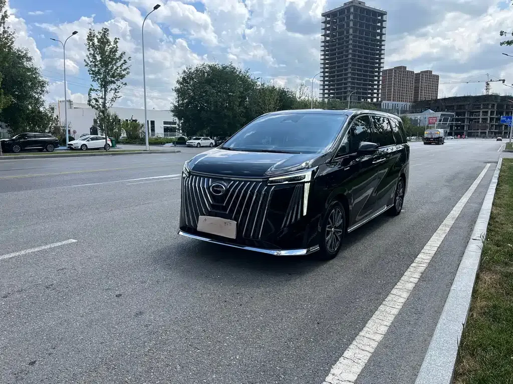 GAC Motor Trumpchi M8 — фото 1
