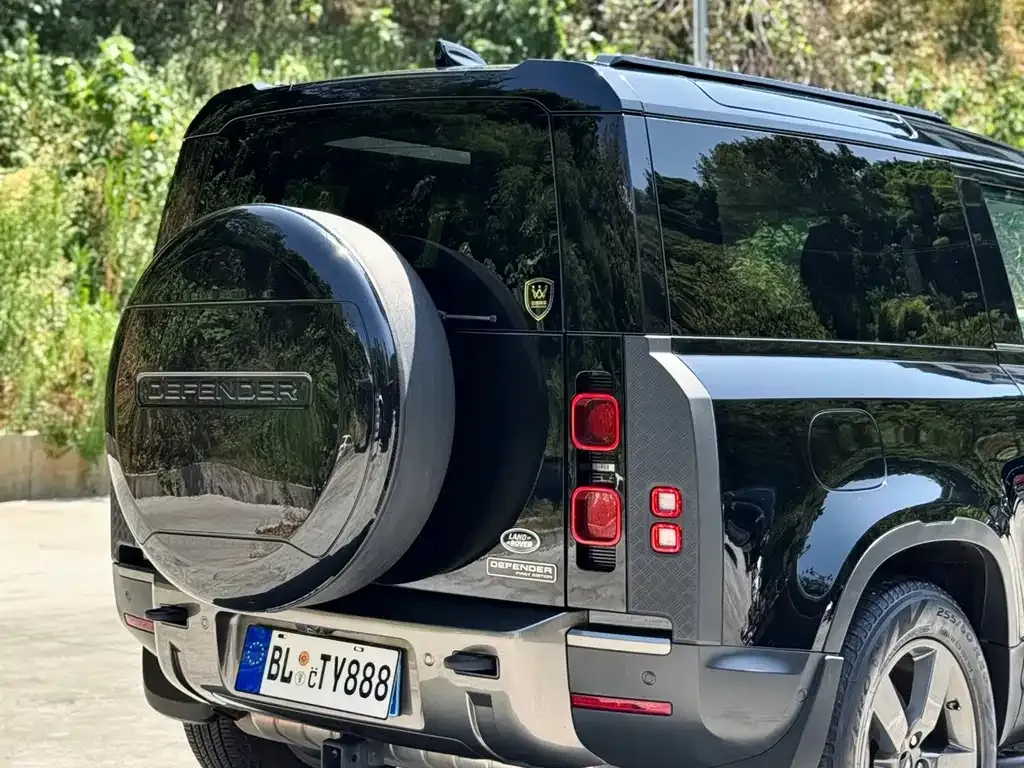Land Rover Defender — фото 3