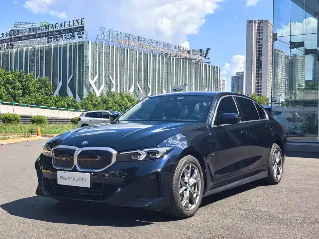 BMW i3 — фото 1