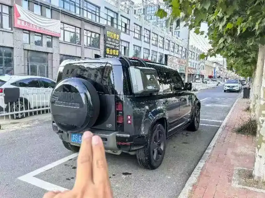 Land Rover Defender — фото 5