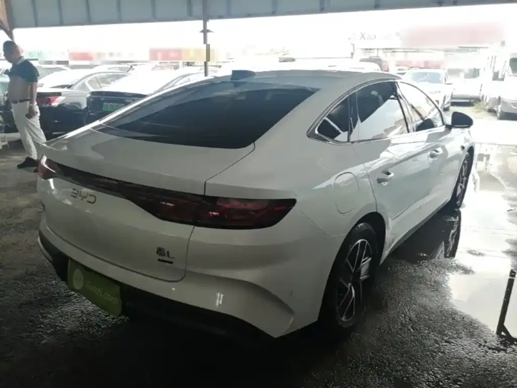 BYD Qin L — фото 4