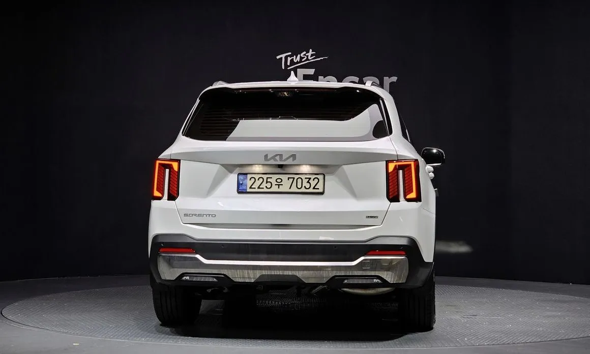 Kia Sorento — фото 3