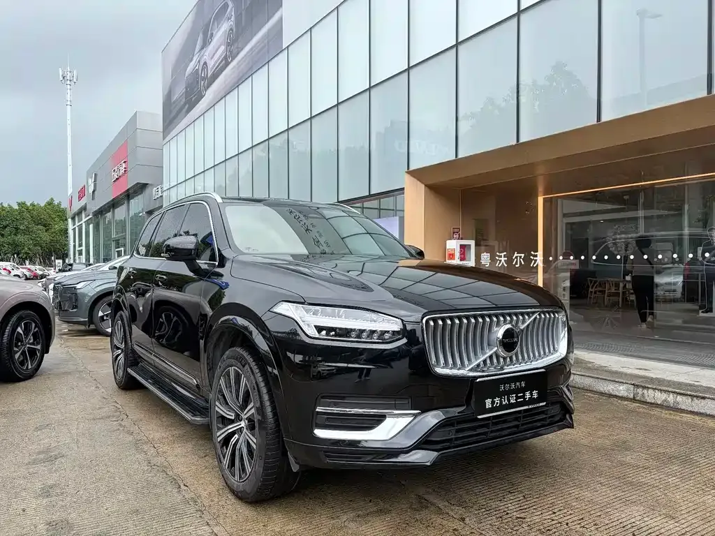 Volvo XC90 — фото 4