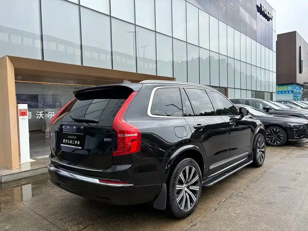 Volvo XC90 — фото 5