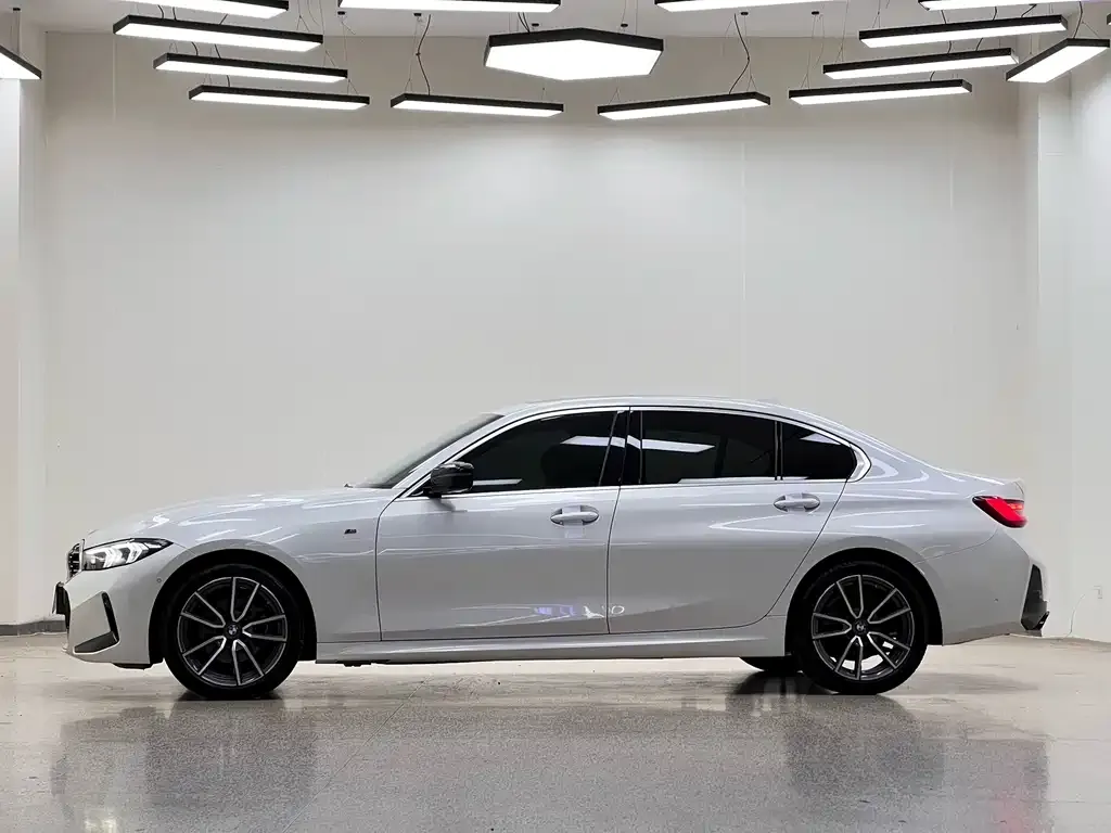 BMW 3 Series — фото 10