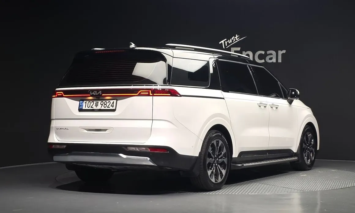 Kia Carnival — фото 2