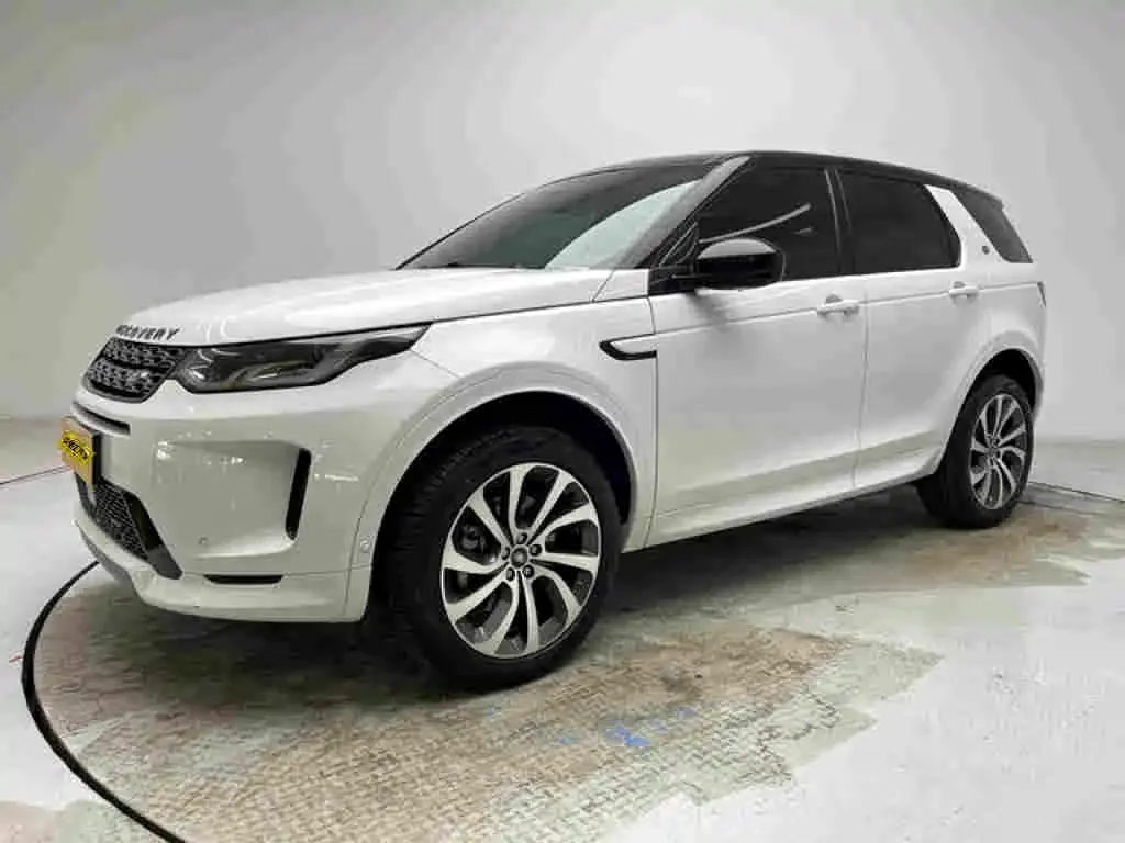 Land Rover Discovery Sport — фото 1