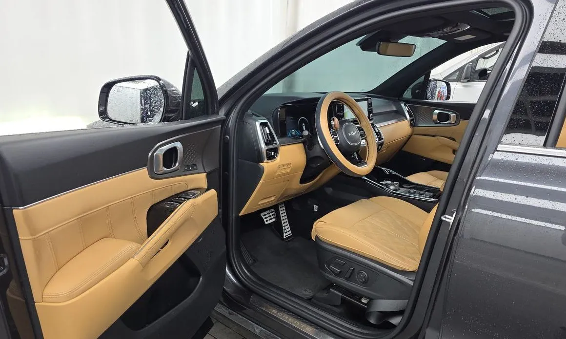 Kia Sorento — фото 8