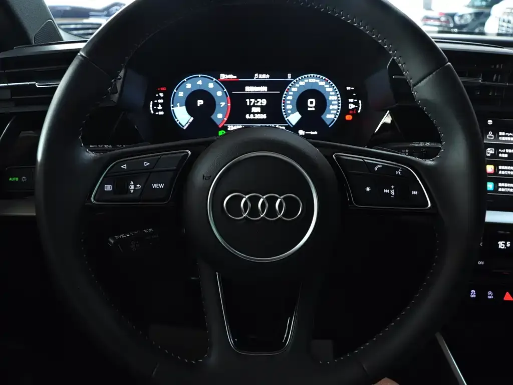 Audi A3 — фото 2