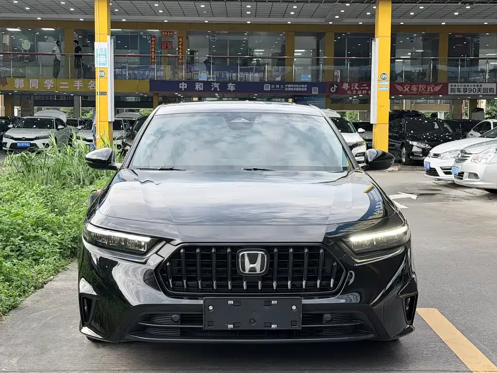 Honda Inspire — фото 6