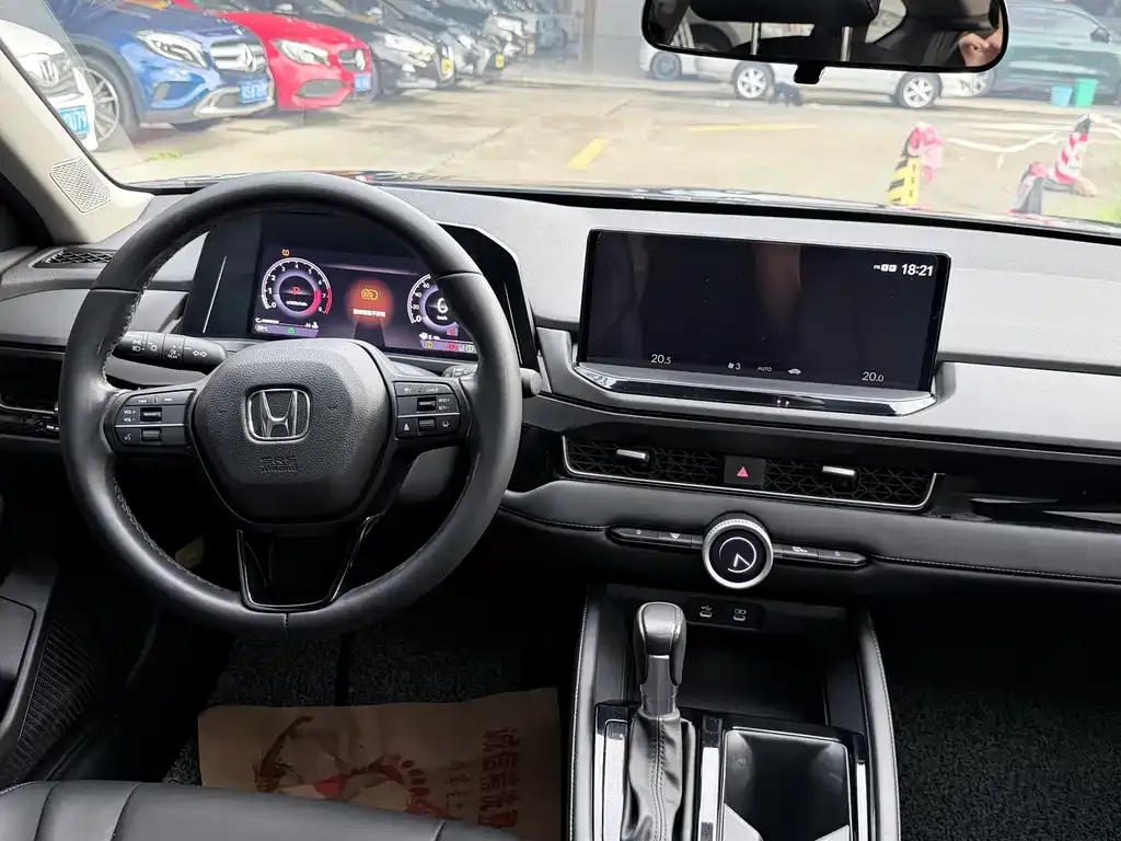 Honda Inspire — фото 10