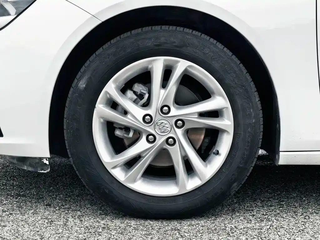 Buick Regal — фото 3