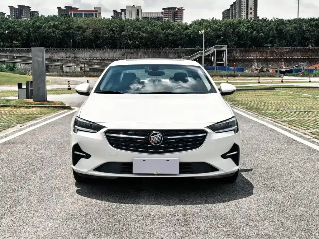 Buick Regal — фото 9