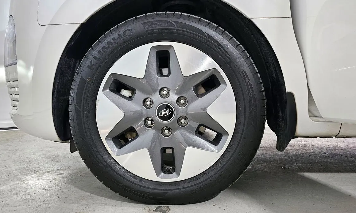 Hyundai Staria — фото 10