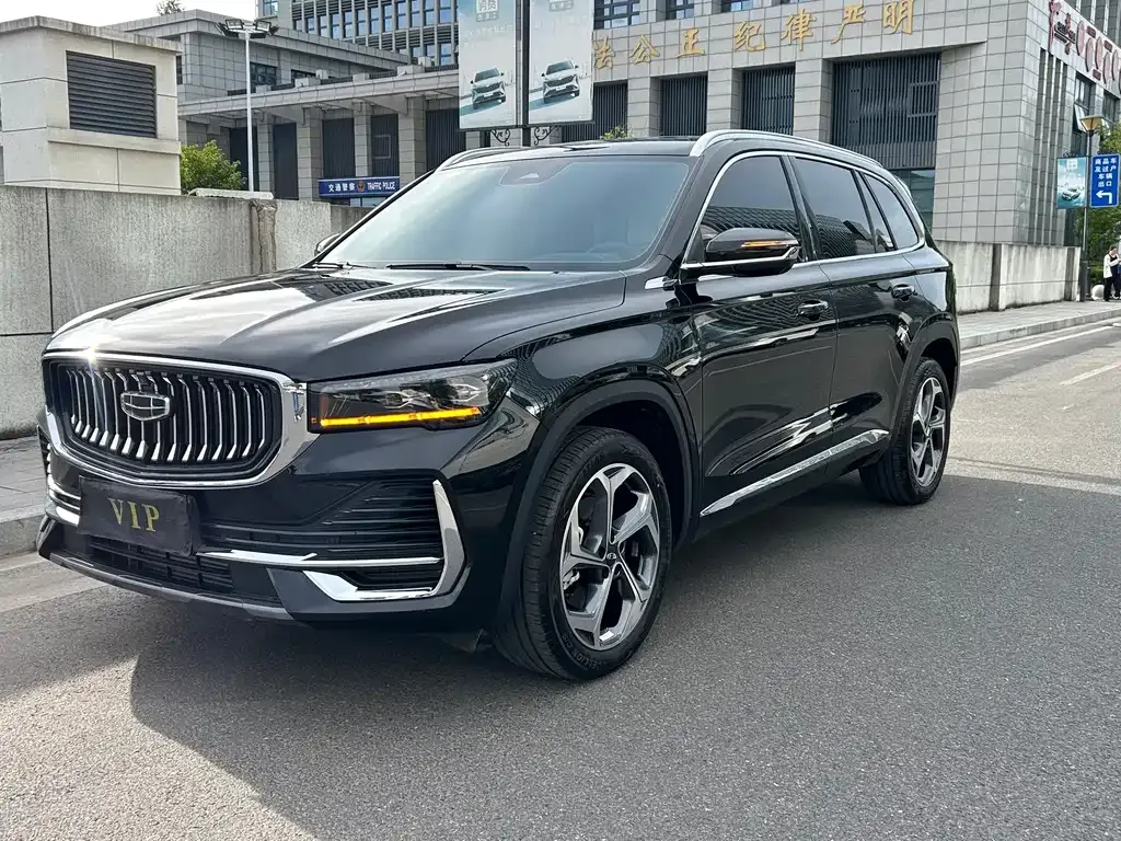Geely Xingyue L — фото 1