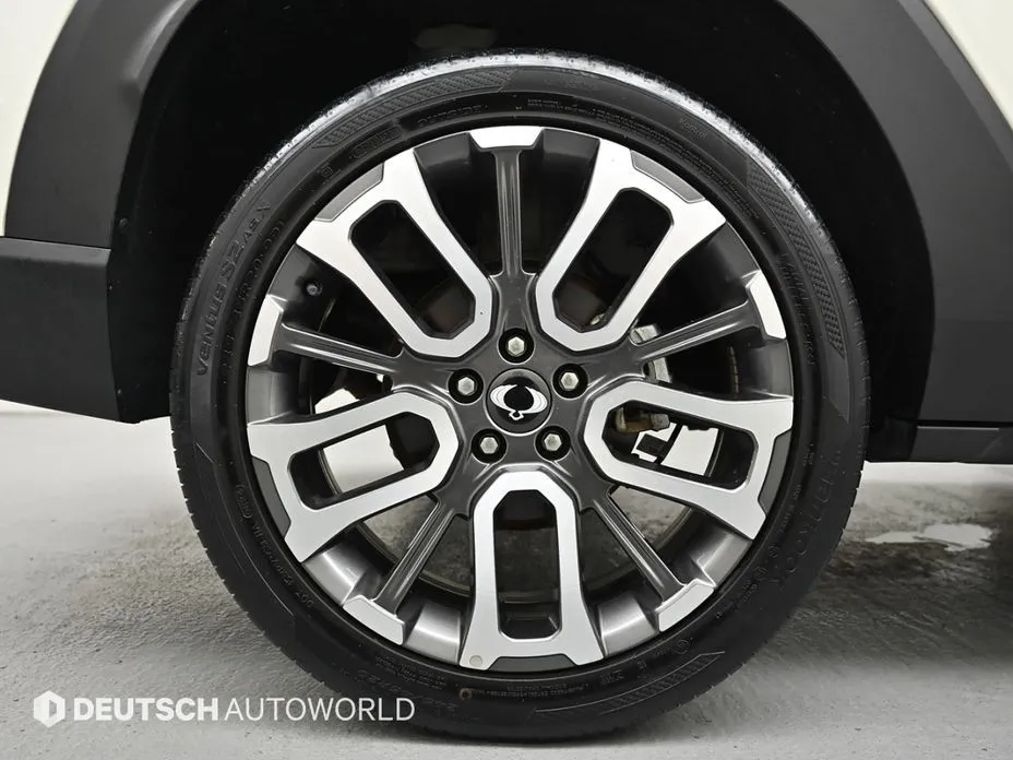 KG Mobility (Ssangyong) Torres — фото 8