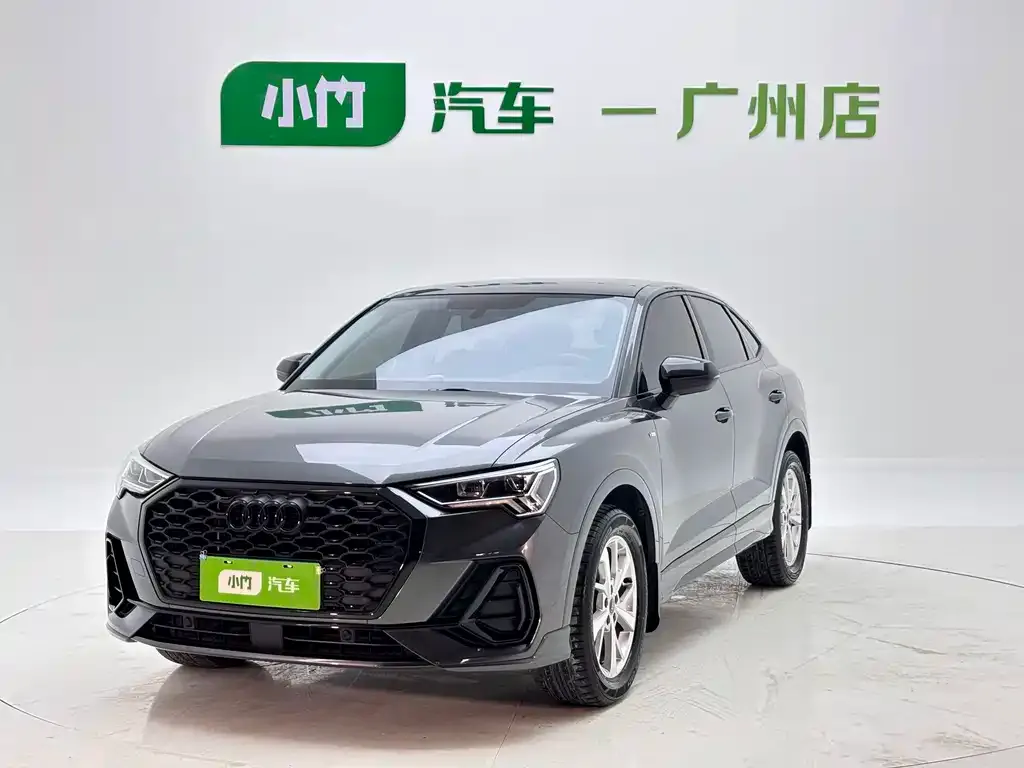 Audi Q3 Sportback — фото 1