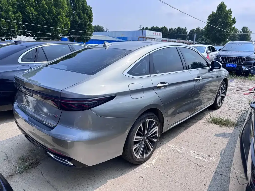 Chery Arrizo 8 PRO — фото 4