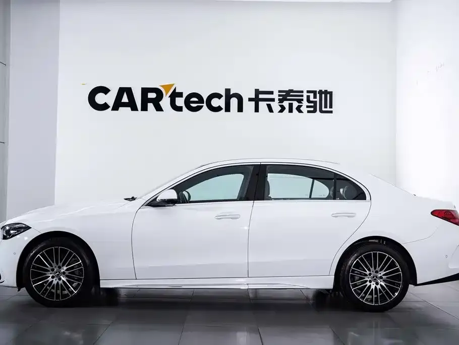 Mercedes-Benz C-Class — фото 10