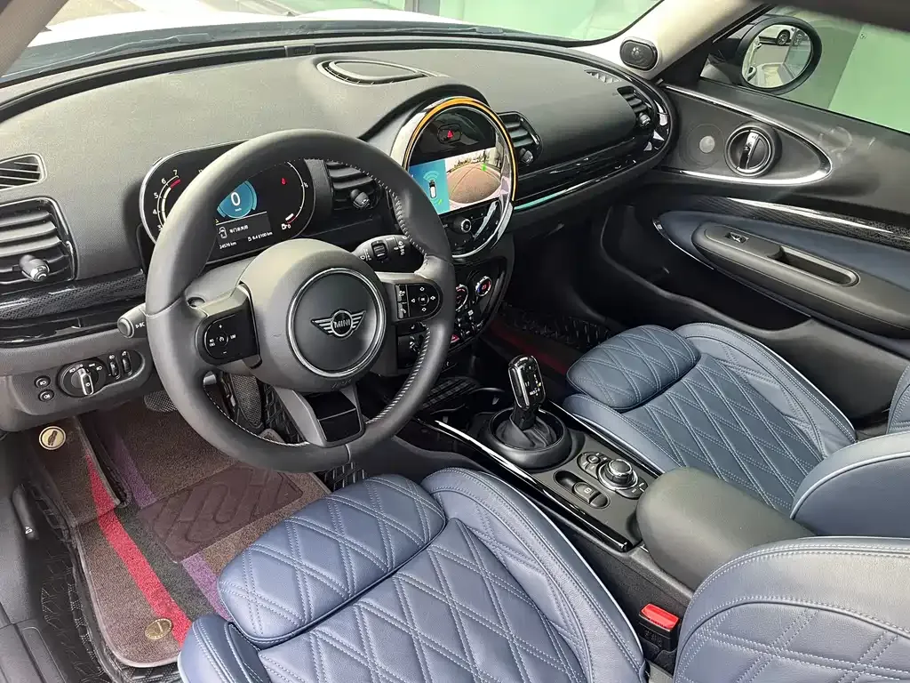 MINI Clubman — фото 9