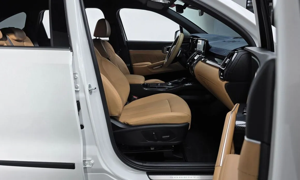 Kia Sorento — фото 6