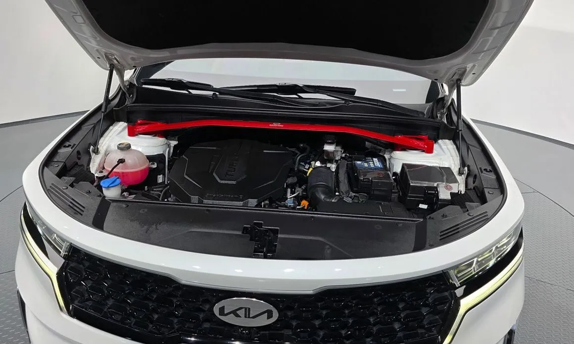 Kia Sorento — фото 8