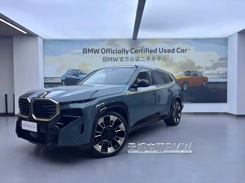 BMW XM — фото 1