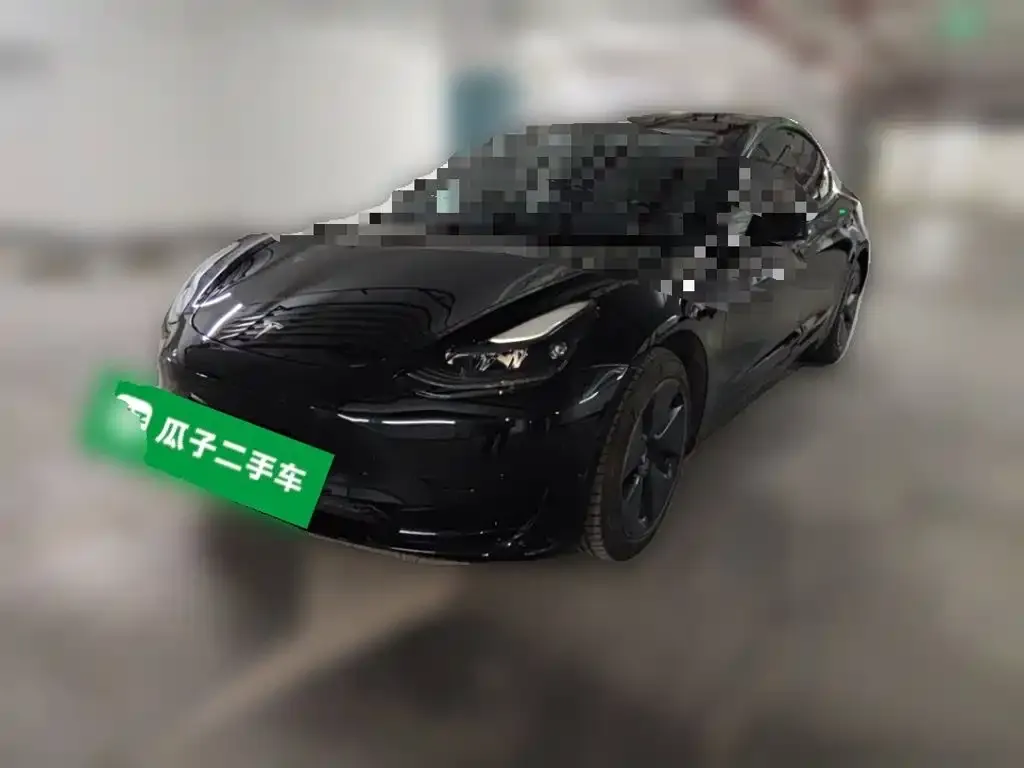 Tesla Model 3 — фото 1