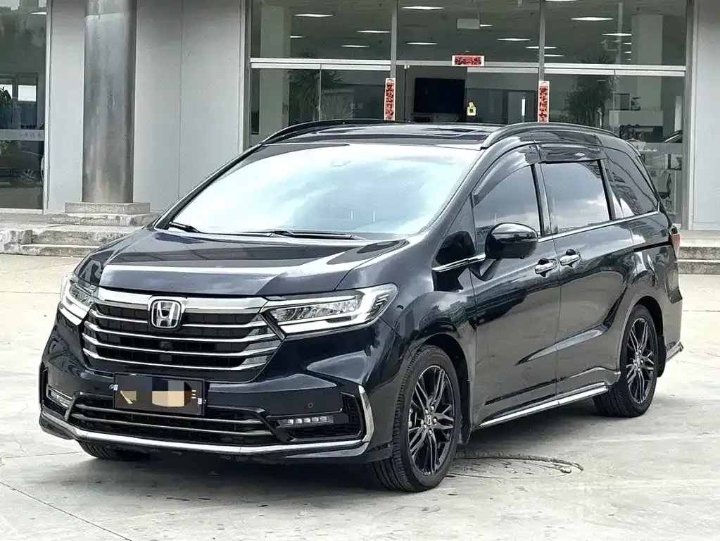 Honda Odyssey — фото 1