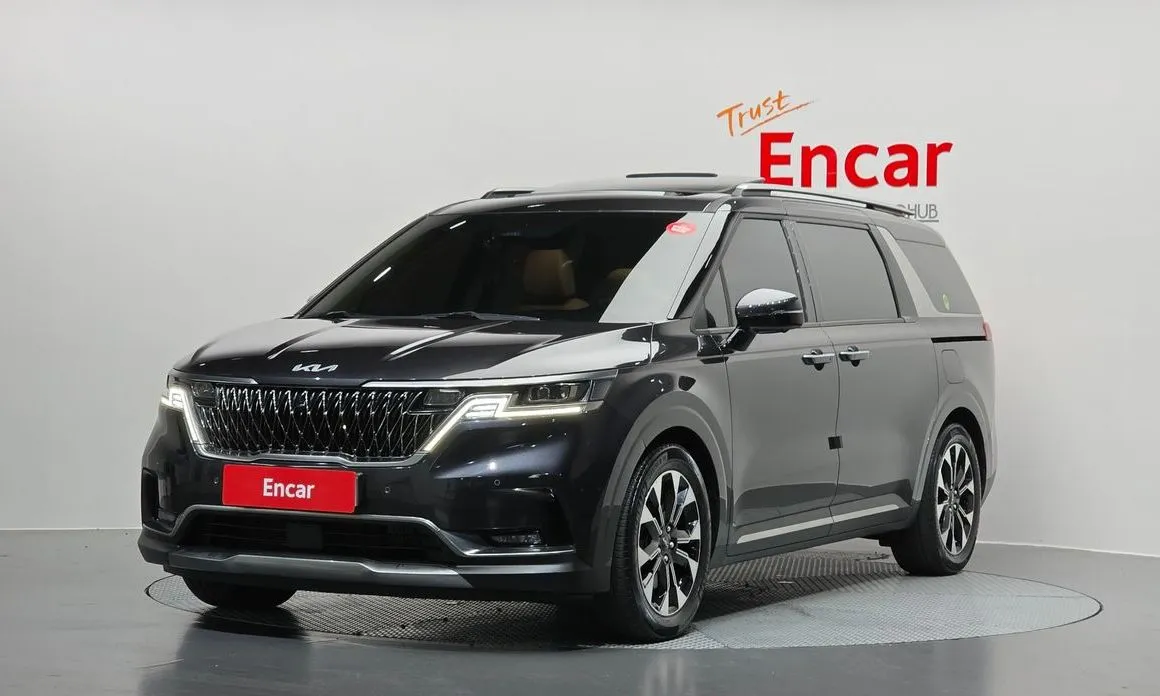 Kia Carnival — фото 1