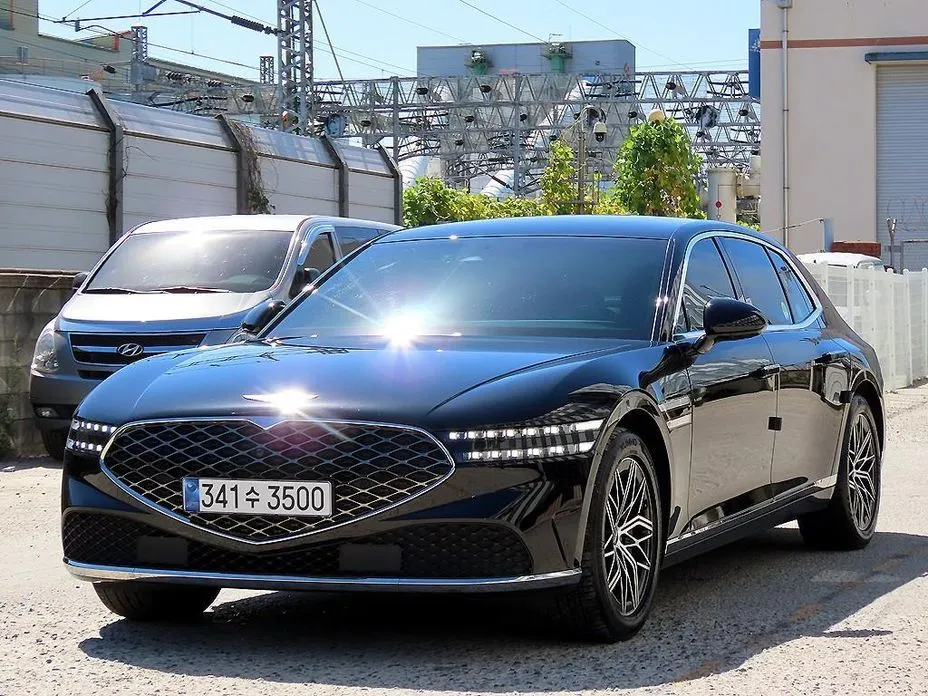 Genesis G90 — фото 10