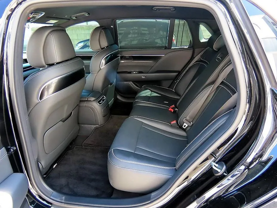 Genesis G90 — фото 3