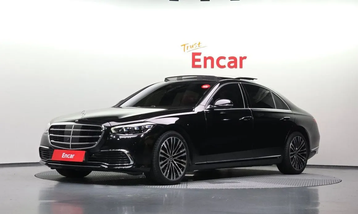 Mercedes-Benz S-Class — фото 1
