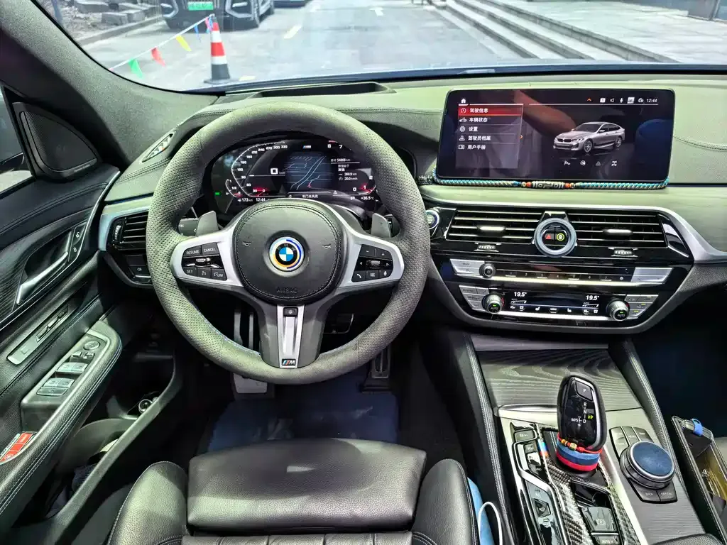 BMW 6 Series GT — фото 10