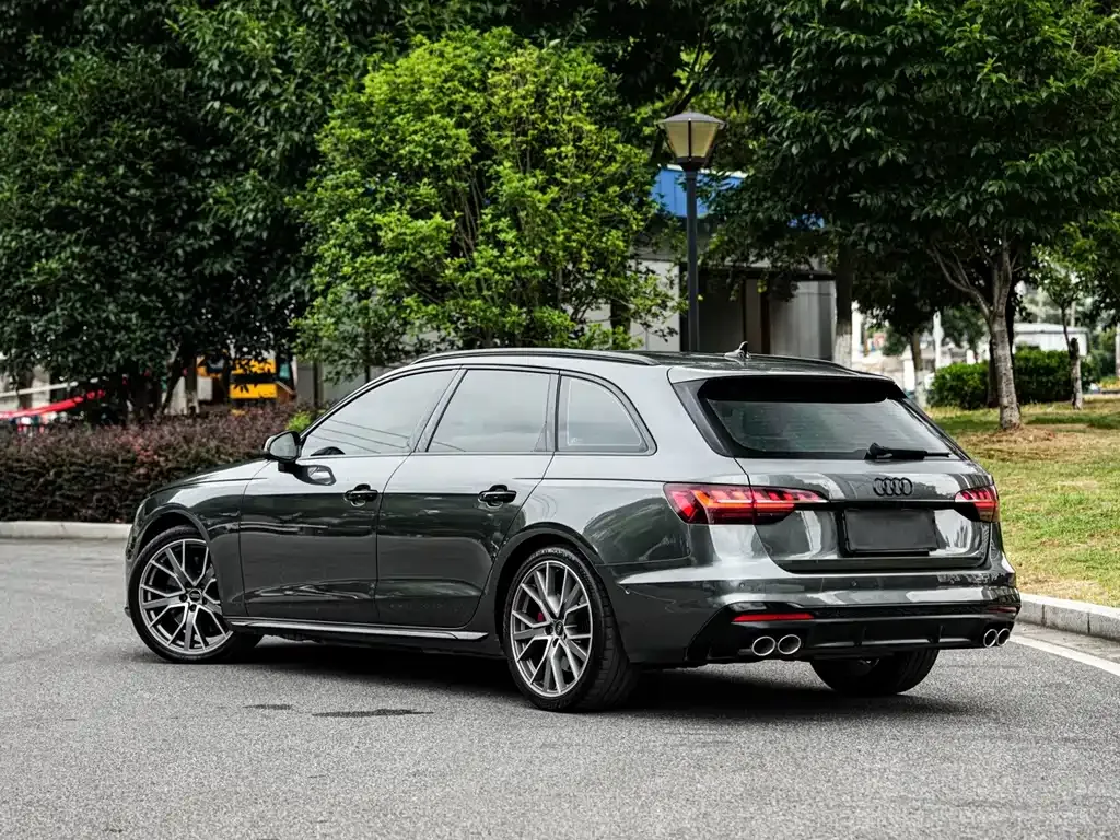 Audi S4 — фото 6