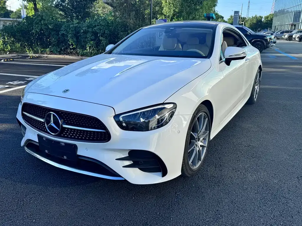 Mercedes-Benz E-Class (Import) — фото 1