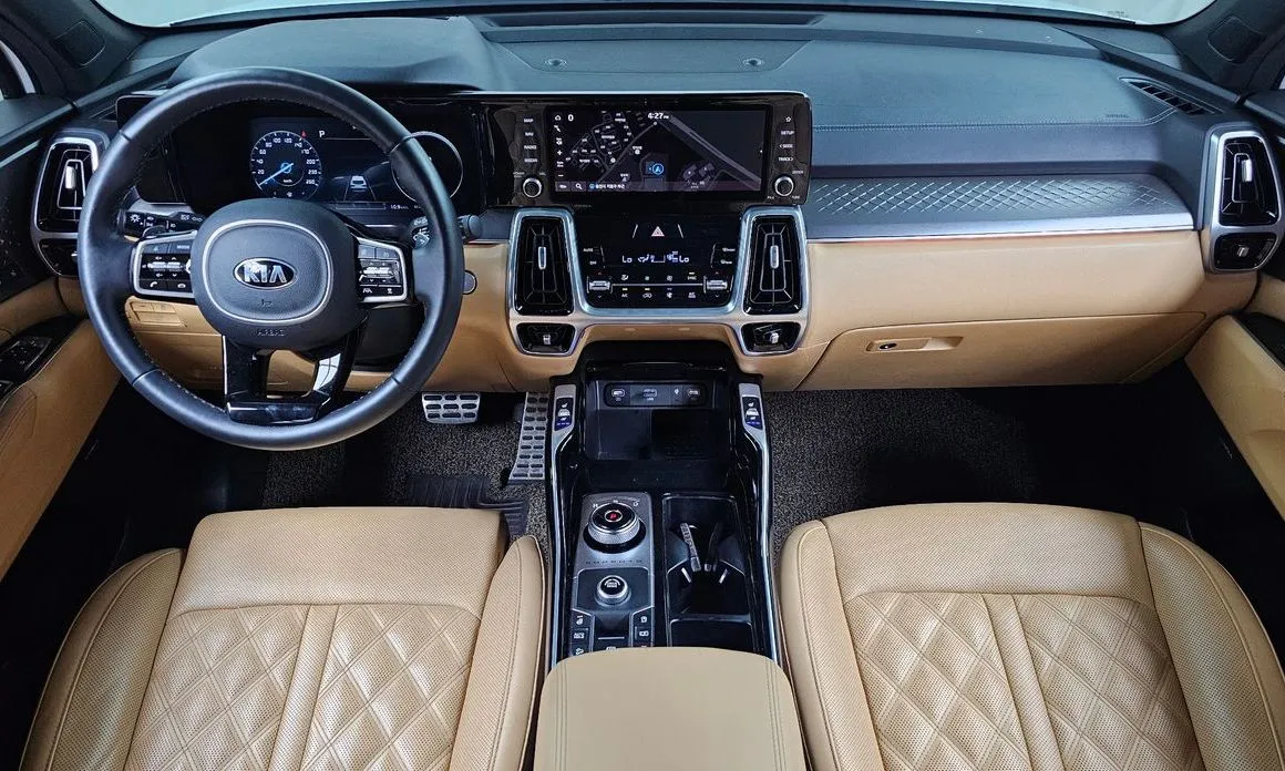 Kia Sorento — фото 9