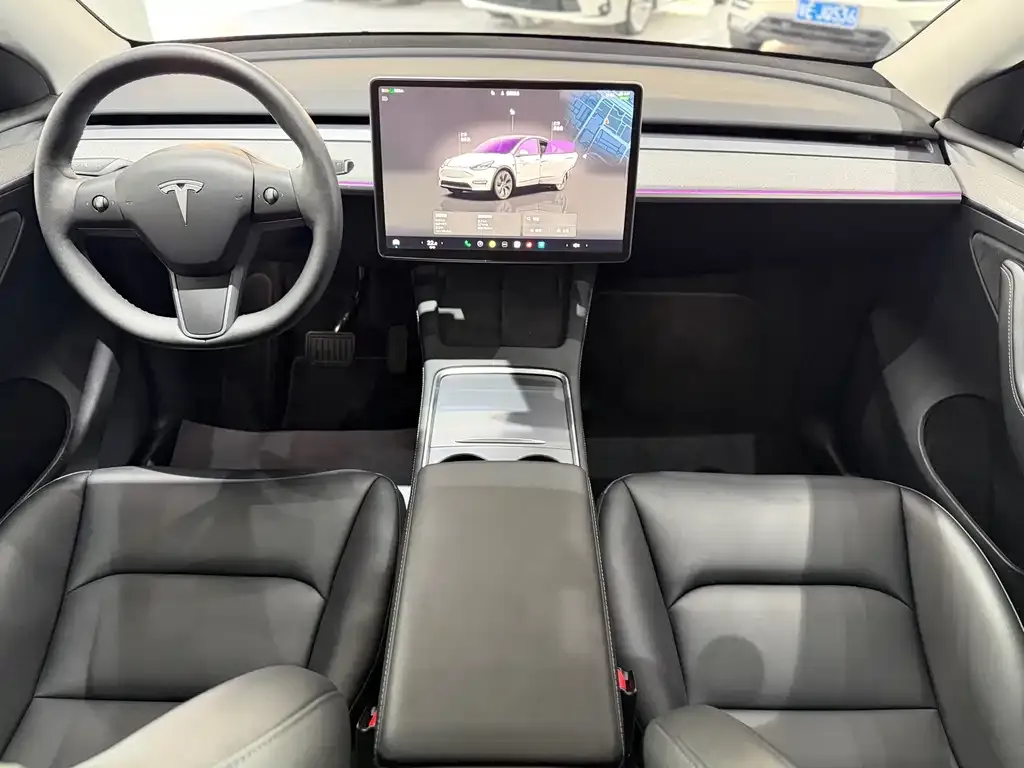 Tesla Model Y — фото 3