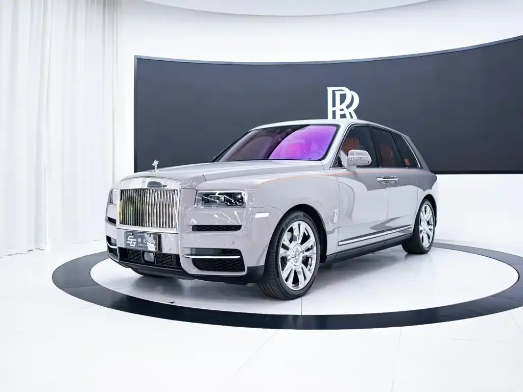 Rolls-Royce Cullinan — фото 1