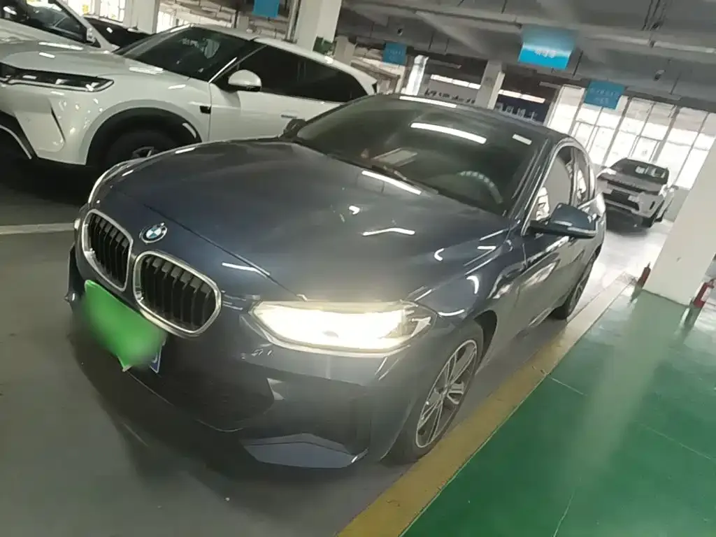BMW 1 Series — фото 1